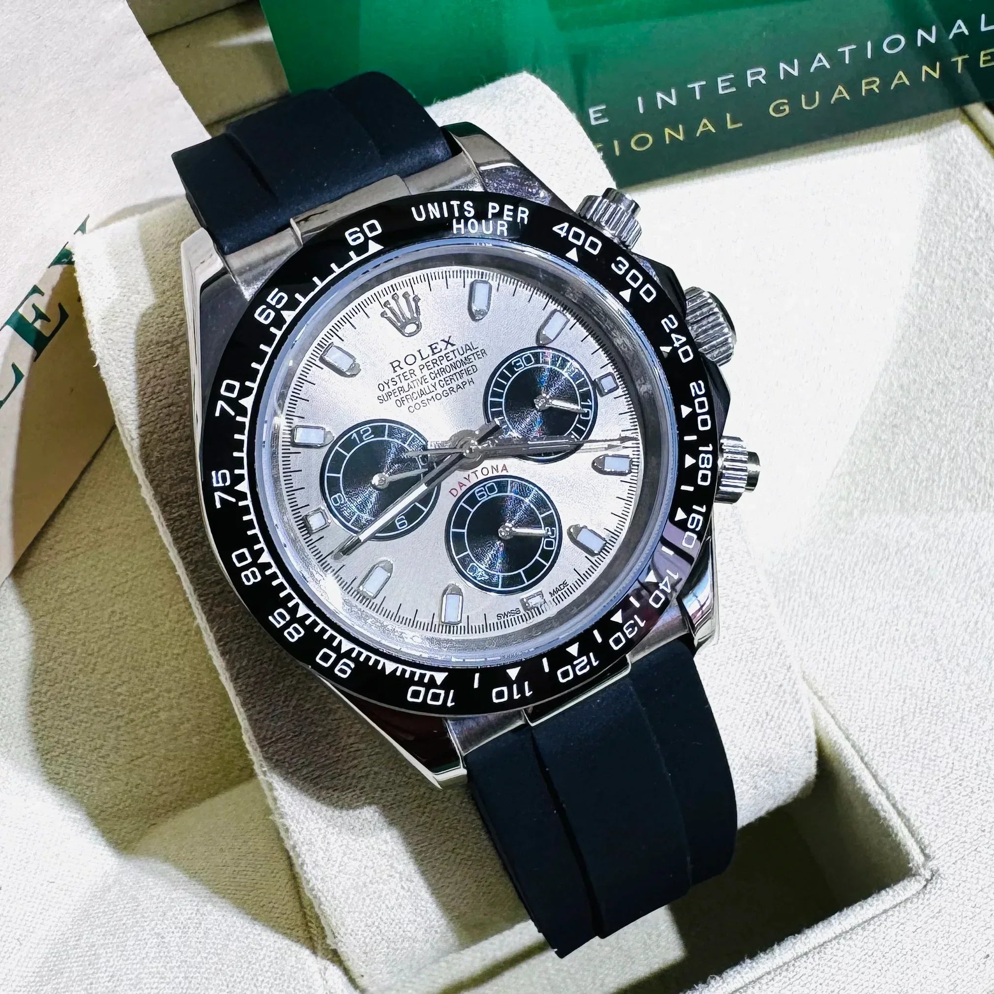 Rolex Daytona / Grey